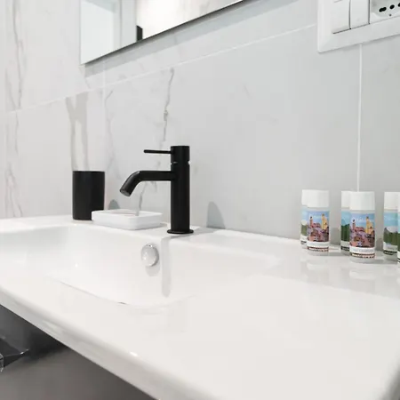 Italianway Comfort - Daragona 2 * Milan